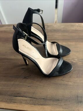 ALDO Black Textured Open-Toe Ankle Strap Heels